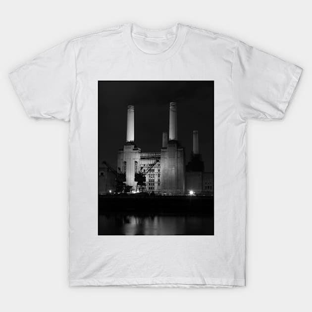 Battersea Power Station, London T-Shirt by Chris Petty